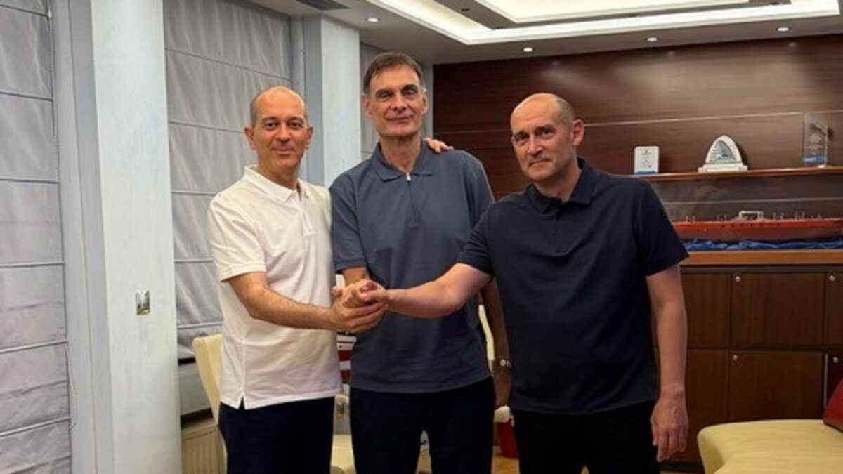 Ολυμπιακός: Με Μπαρτζώκα στο… τιμόνι μέχρι το 2029 – Επίσημη η επέκταση της συνεργασίας