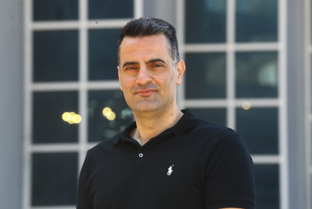 Ο Ανδρέας Πιστιόλης παραδέχεται ότι η πιο καθοριστική περίοδος της προπονητικής ζωής του ήταν η πρώτη του σεζόν στη Γαλατασαράι.
