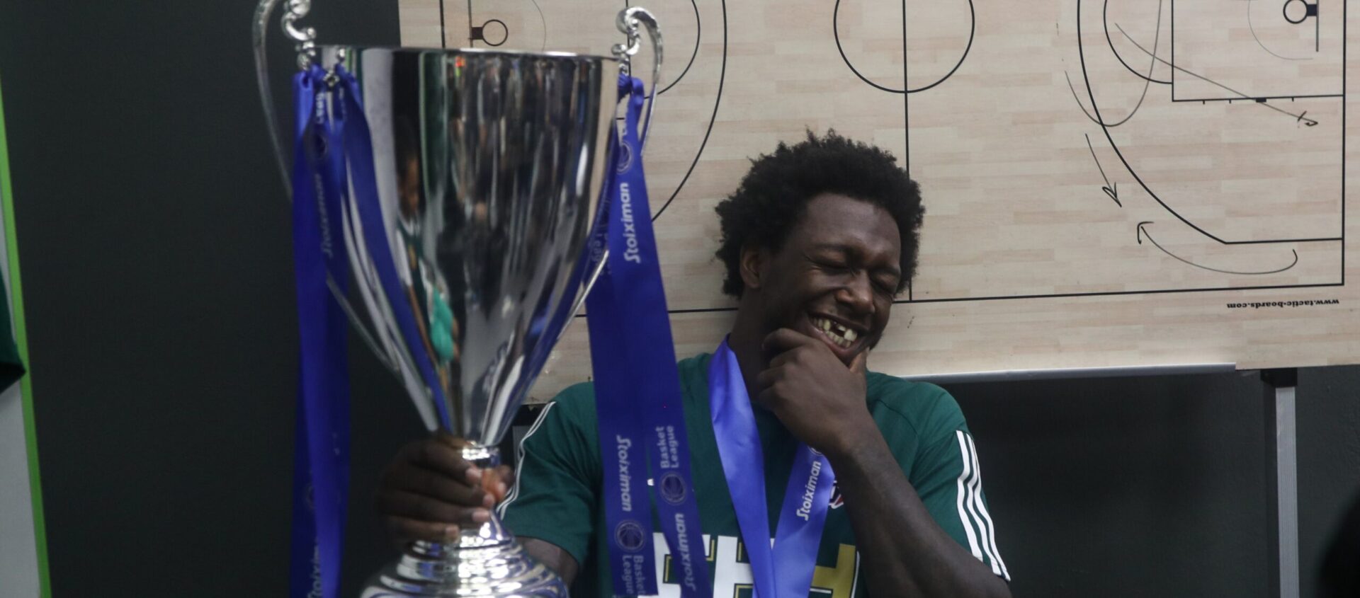 Teeth on the Hardwood, Heart in the Game: The Players Who Played On with a Chipped Smile