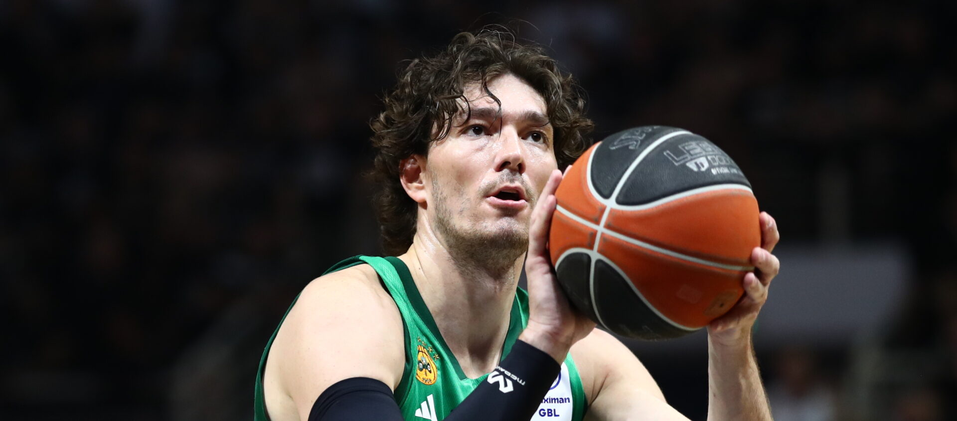 “Earthquake” in Greek basketball: Osman joins PAOK on a €9 million deal!
