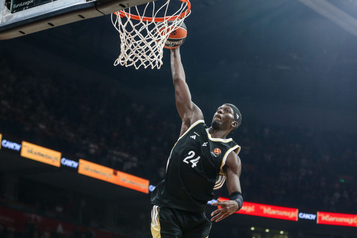Mbaye Ndiaye: Olympiacos add a new defensive dimension