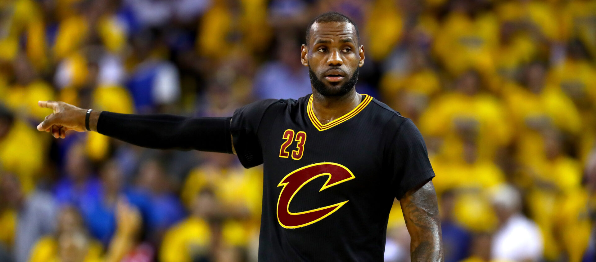 Why Did Short-Sleeved Jerseys Disappear From Basketball?