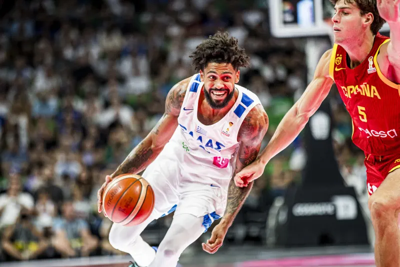 Greece Edges Spain in Overtime Thriller to Keep World Cup Hopes Alive