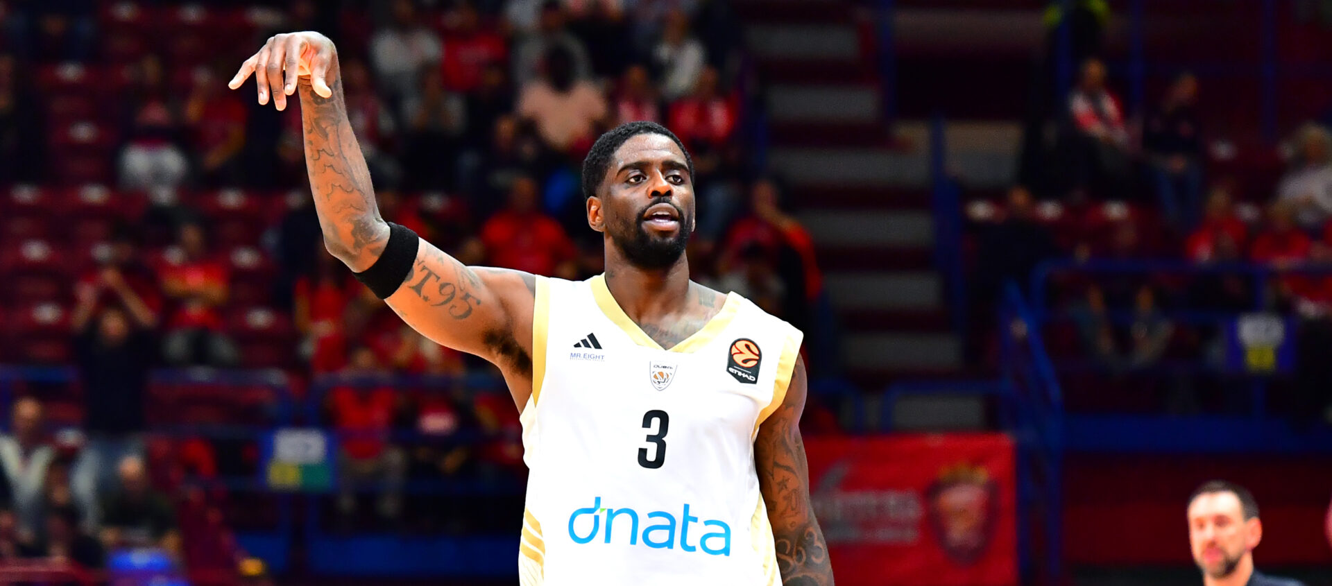 Dwayne Bacon