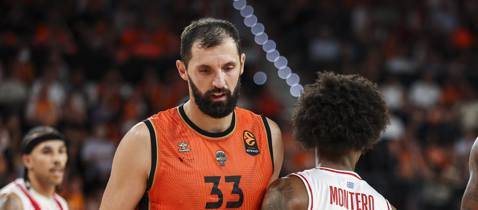 Nikola Mirotic, Jean Montero